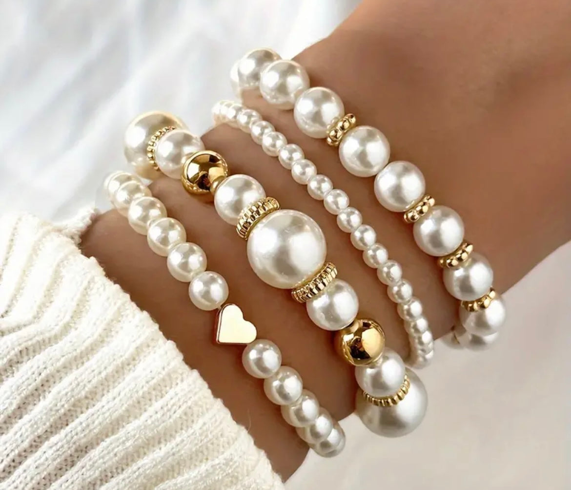 Lot de 4 bracelets en perles